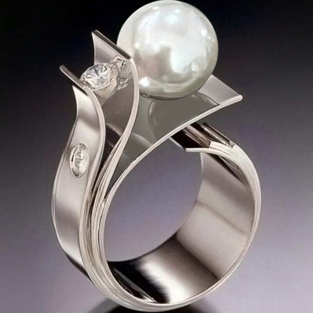 WEDDING RING - Picture 6 of 12